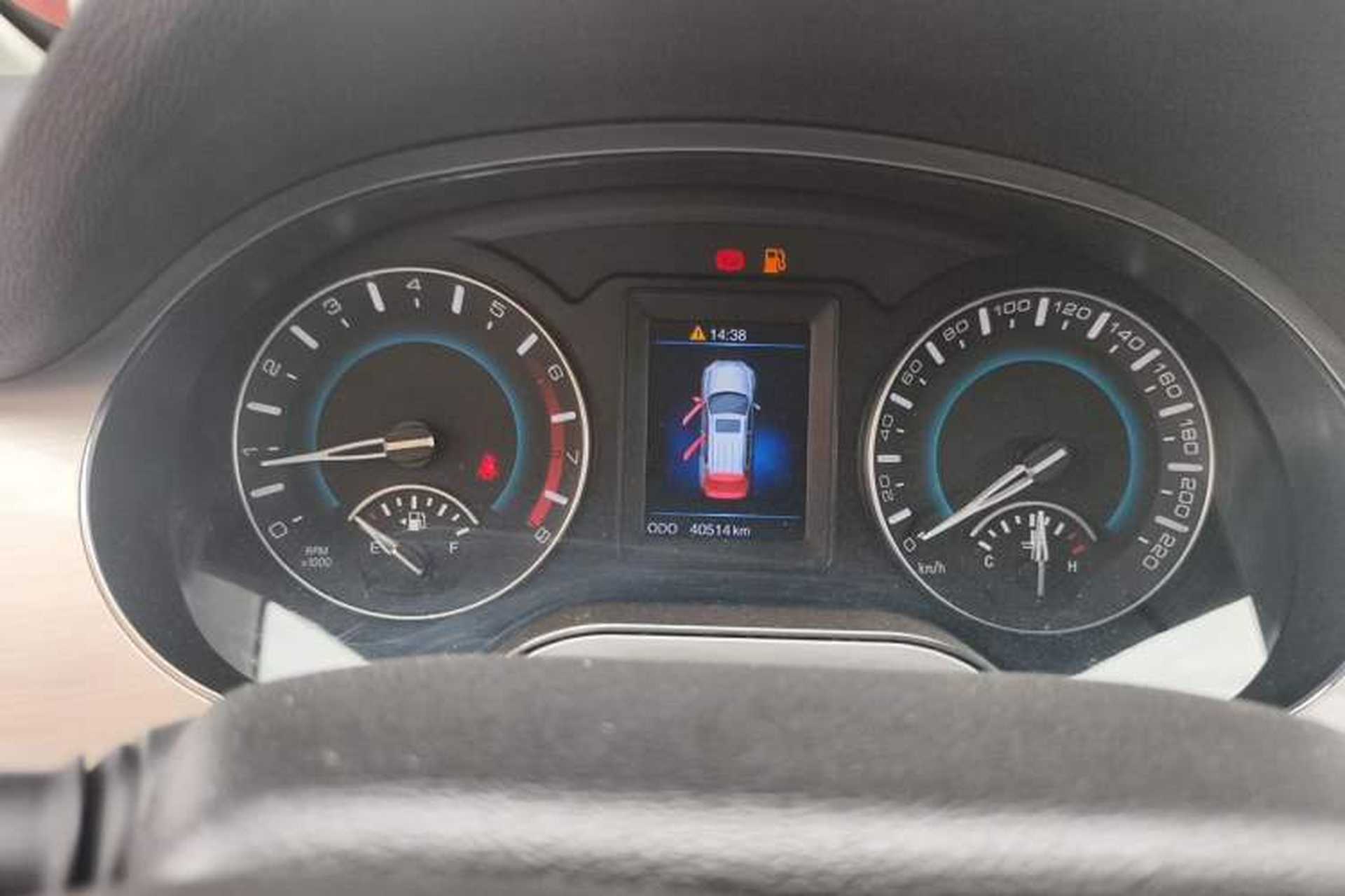 Used Haval H2 2016 Red-Label 1.5T Manual Two-Wheel Drive Luxury Model Instrument Cluster