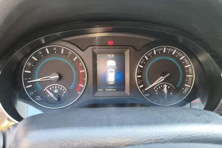Used Haval H2 2016 Red Label 1.5T Manual Two-Wheel Drive Elite Model Instrument Cluster