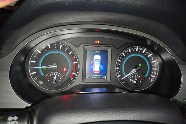 Used Haval H2 2016 Red Label 1.5T Automatic Two-Wheel Drive Elite Model Instrument Cluster