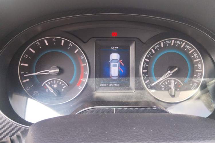 Used Haval H2 2016 Red-Label 1.5T Manual Two-Wheel Drive Comfort Model Instrument Cluster
