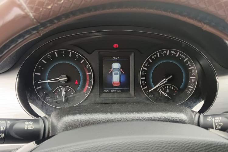 Used Haval H2 2016 Red-Label 1.5T Manual Two-Wheel Drive Luxury Model Instrument Cluster