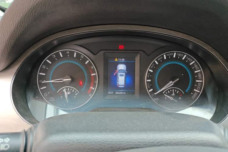 Used Haval H2 2016 Red Label 1.5T Manual Two-Wheel Drive Elite Model Instrument Cluster