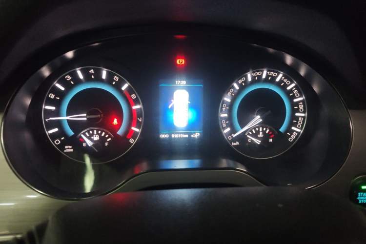Used Haval H2 2016 Red-Label 1.5T Automatic Two-Wheel Drive Luxury Model Instrument Cluster