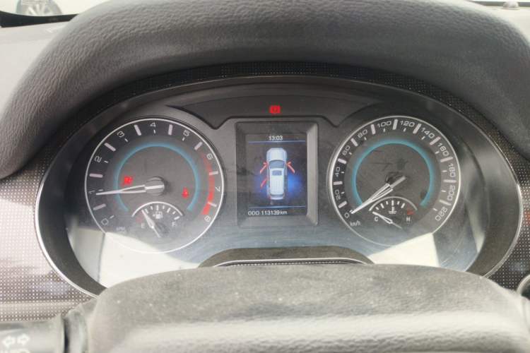 Used Haval H2 2016 Red-Label 1.5T Manual Two-Wheel Drive Luxury Model Instrument Cluster