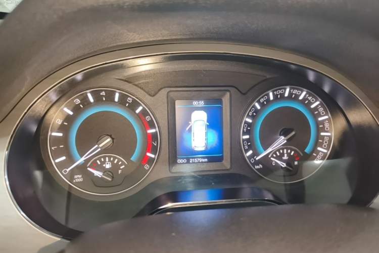 Used Haval H2 2016 Red-Label 1.5T Manual Two-Wheel Drive Comfort Model Instrument Cluster
