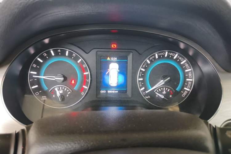 Used Haval H2 2016 Red Label 1.5T Manual Two-Wheel Drive Elite Model Instrument Cluster