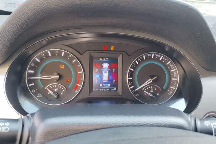 Used Haval H2 2016 Red-Label 1.5T Automatic Two-Wheel Drive Luxury Model Instrument Cluster