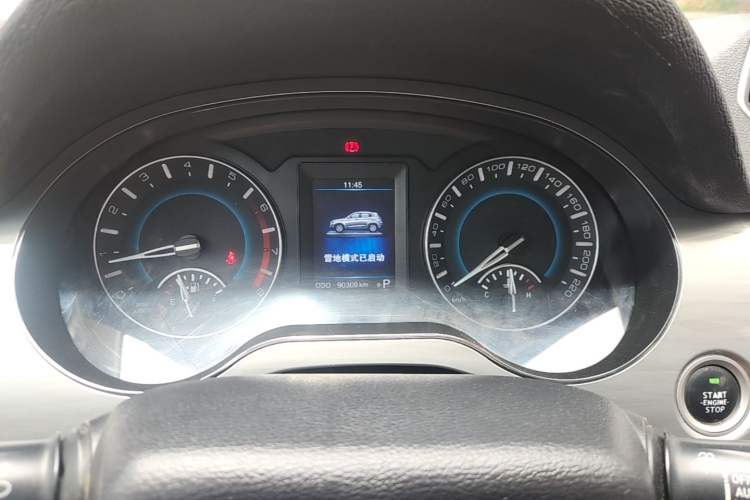 Used Haval H2 2016 Red-Label 1.5T Automatic Two-Wheel Drive Luxury Model Instrument Cluster