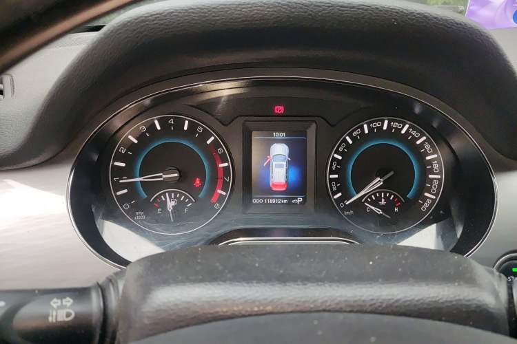 Used Haval H2 2016 Red-Label 1.5T Automatic Two-Wheel Drive Luxury Model Instrument Cluster