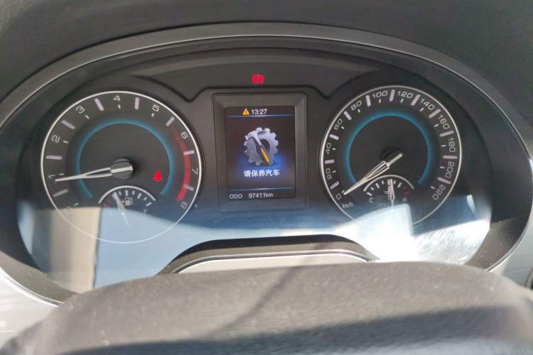 Used Haval H2 2016 Red-Label 1.5T Manual Two-Wheel Drive Luxury Model Instrument Cluster