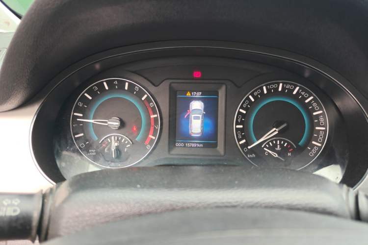 Used Haval H2 2016 Red-Label 1.5T Manual Two-Wheel Drive Luxury Model Instrument Cluster