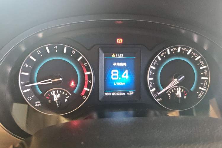 Used Haval H2 2016 Red Label 1.5T Automatic Two-Wheel Drive Prestige Model Instrument Cluster