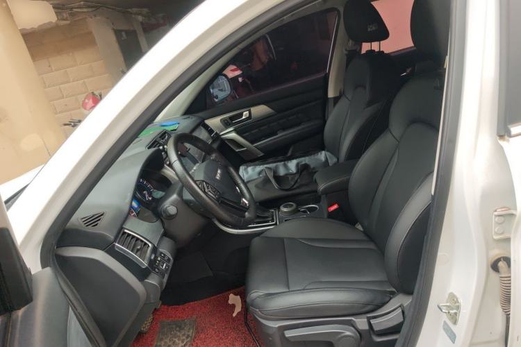 Used Haval H2 2016 Red-Label 1.5T Automatic Two-Wheel Drive Luxury Model Left Front Seat