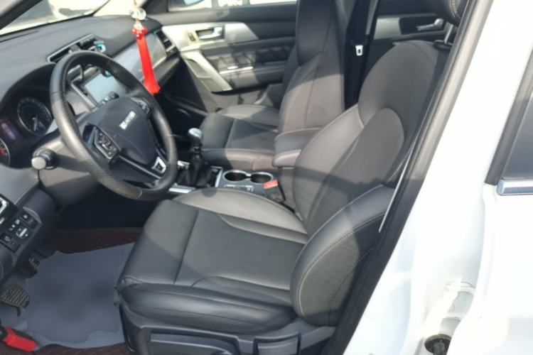 Used Haval H2 2016 Red-Label 1.5T Manual Two-Wheel Drive Luxury Model Left Front Seat