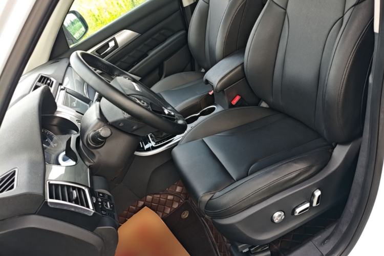 Used Haval H2 2016 Red Label 1.5T Automatic Two-Wheel Drive Prestige Model Left Front Seat