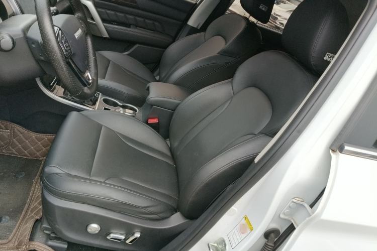 Used Haval H2 2016 Red Label 1.5T Manual Two-Wheel Drive Prestige Model Left Front Seat