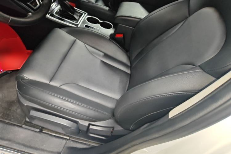 Used Haval H2 2016 Red-Label 1.5T Automatic Two-Wheel Drive Luxury Model Left Front Seat