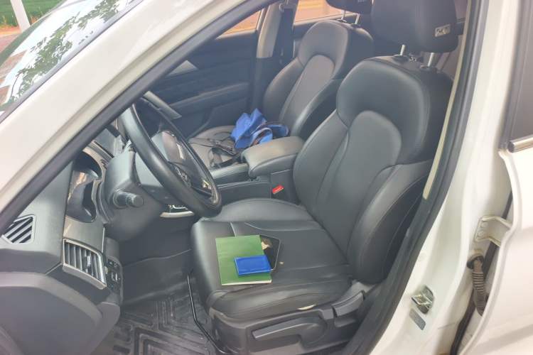 Used Haval H2 2016 Red-Label 1.5T Automatic Two-Wheel Drive Luxury Model Left Front Seat