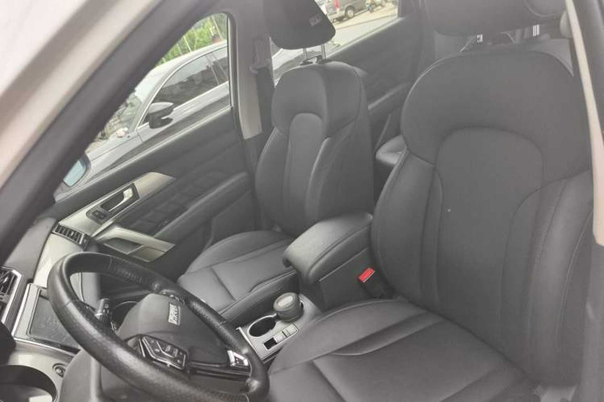 Used Haval H2 2016 Red-Label 1.5T Manual Two-Wheel Drive Luxury Model Left Front Seat