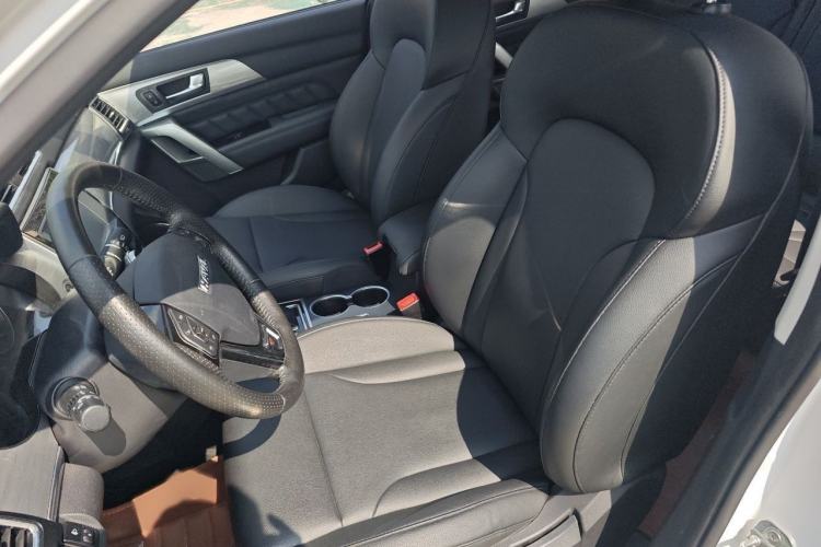 Used Haval H2 2016 Red-Label 1.5T Automatic Two-Wheel Drive Luxury Model Left Front Seat