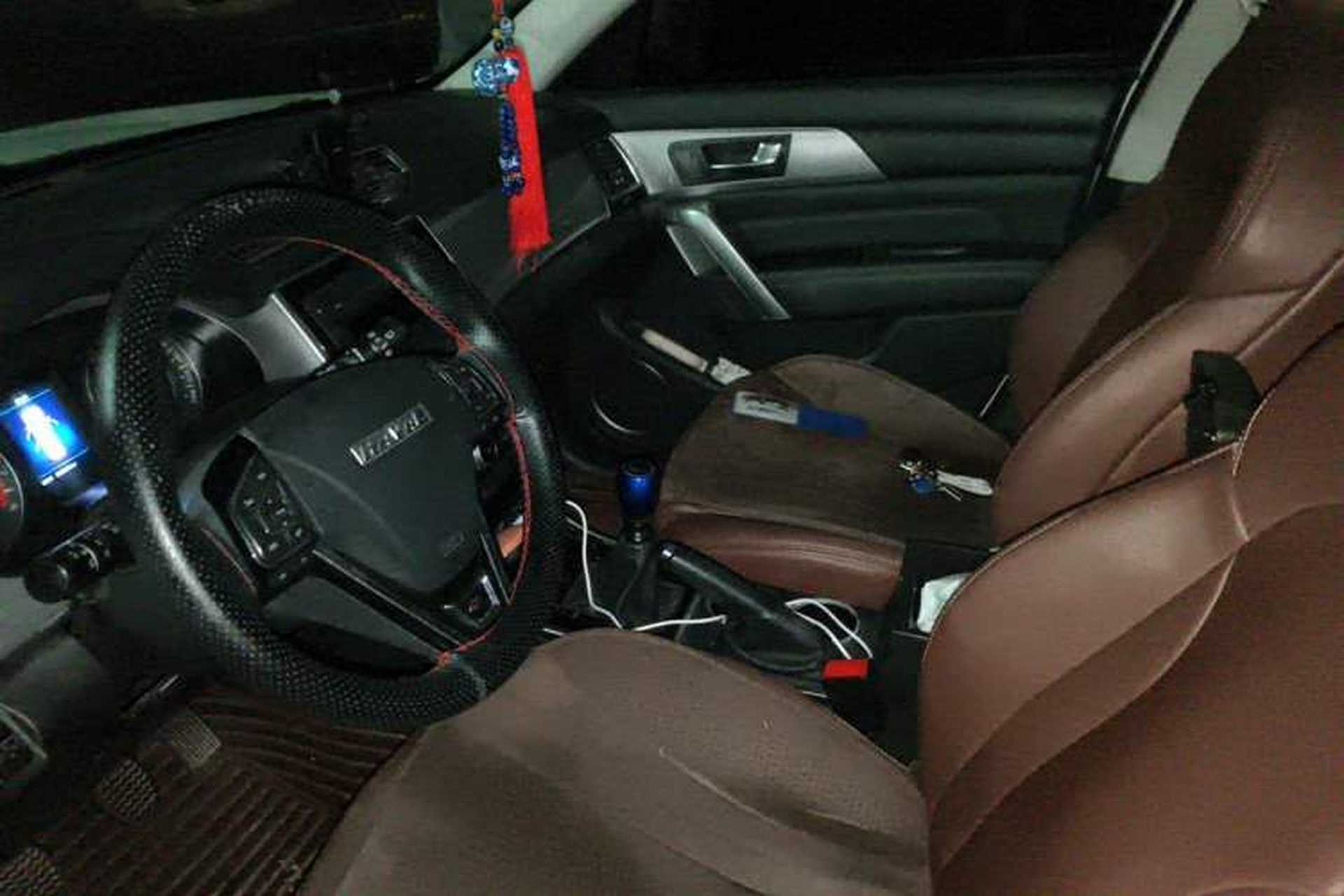 Used Haval H2 2016 Red-Label 1.5T Manual Two-Wheel Drive Comfort Model Left Front Seat