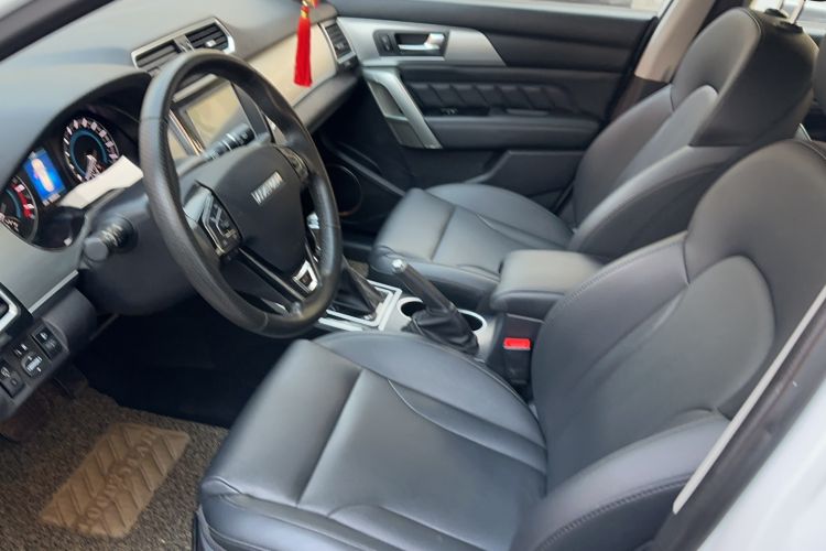 Used Haval H2 2016 Red Label 1.5T Automatic Two-Wheel Drive Elite Model Left Front Seat