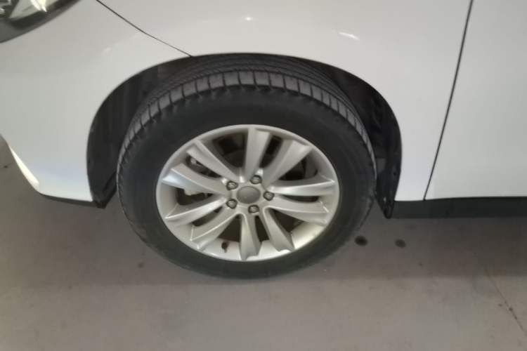 Used Haval H2 2016 Red-Label 1.5T Automatic Two-Wheel Drive Luxury Model Left Front Wheel Hub