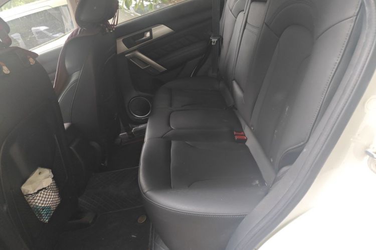Used Haval H2 2016 Red Label 1.5T Manual Two-Wheel Drive Elite Model Left Rear Seat