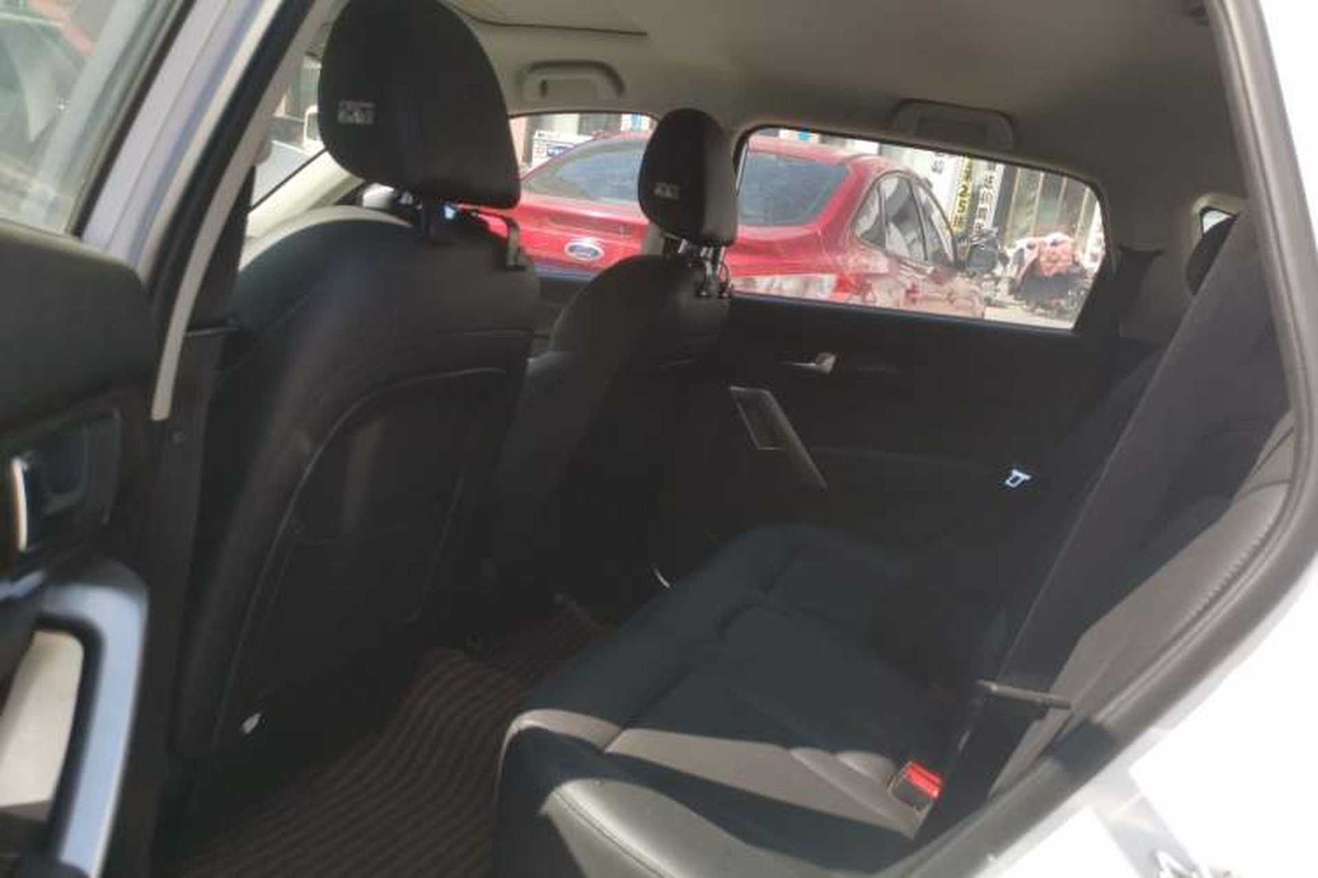 Used Haval H2 2016 Red Label 1.5T Automatic Two-Wheel Drive Elite Model Left Rear Seat