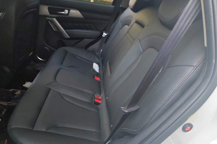 Used Haval H2 2016 Red-Label 1.5T Automatic Two-Wheel Drive Luxury Model Left Rear Seat