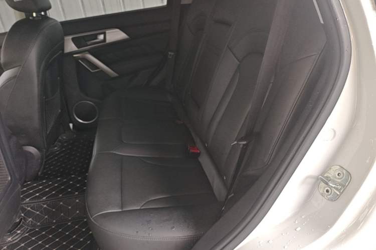 Used Haval H2 2016 Red Label 1.5T Automatic Two-Wheel Drive Elite Model Left Rear Seat