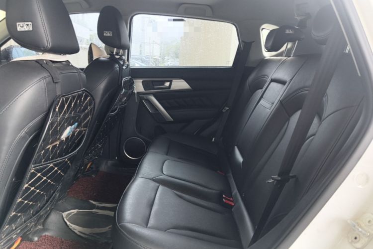 Used Haval H2 2016 Red-Label 1.5T Manual Two-Wheel Drive Luxury Model Left Rear Seat