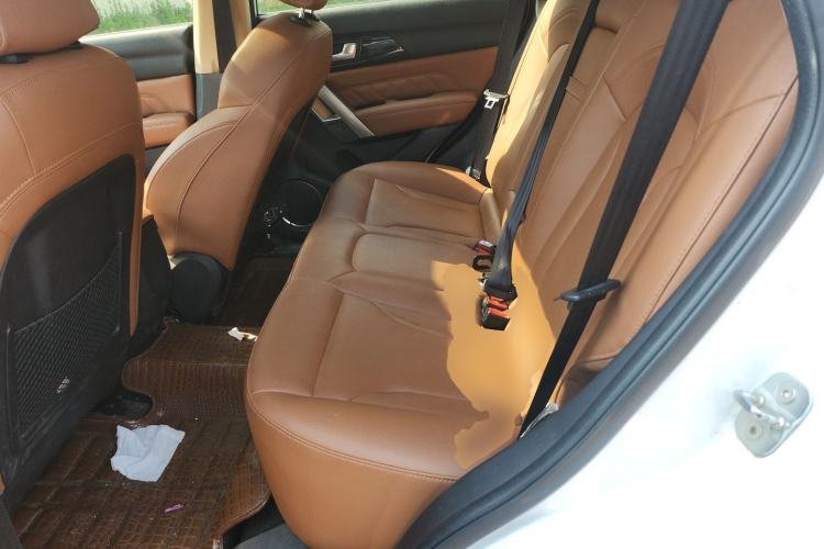 Used Haval H2 2016 Red Label 1.5T Automatic Two-Wheel Drive Prestige Model Left Rear Seat