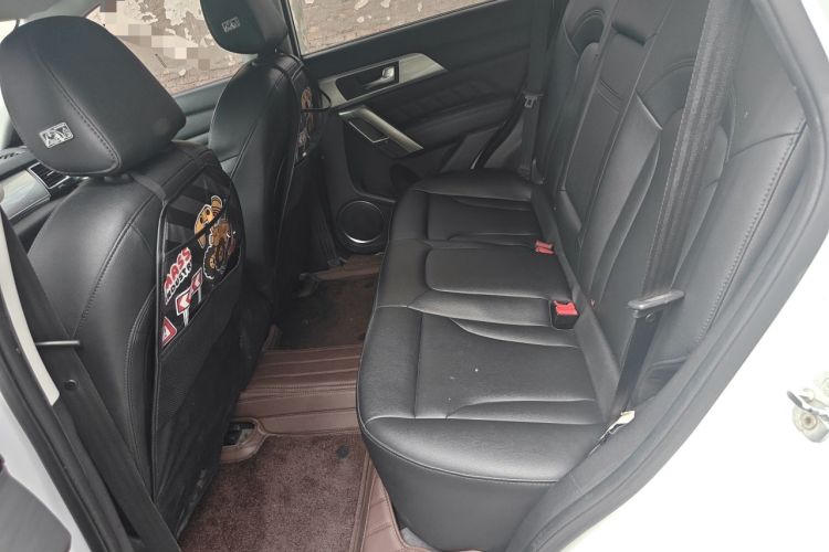 Used Haval H2 2016 Red Label 1.5T Automatic Two-Wheel Drive Prestige Model Left Rear Seat
