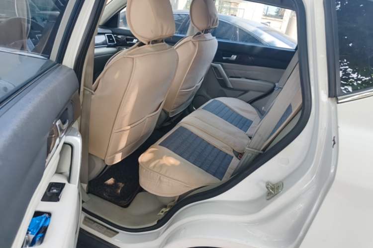 Used Haval H2 2016 Red-Label 1.5T Automatic Two-Wheel Drive Luxury Model Left Rear Seat