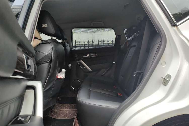 Used Haval H2 2016 Red Label 1.5T Automatic Two-Wheel Drive Elite Model Left Rear Seat