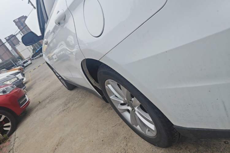 Used Haval H2 2016 Red-Label 1.5T Automatic Two-Wheel Drive Luxury Model Left Side Sill