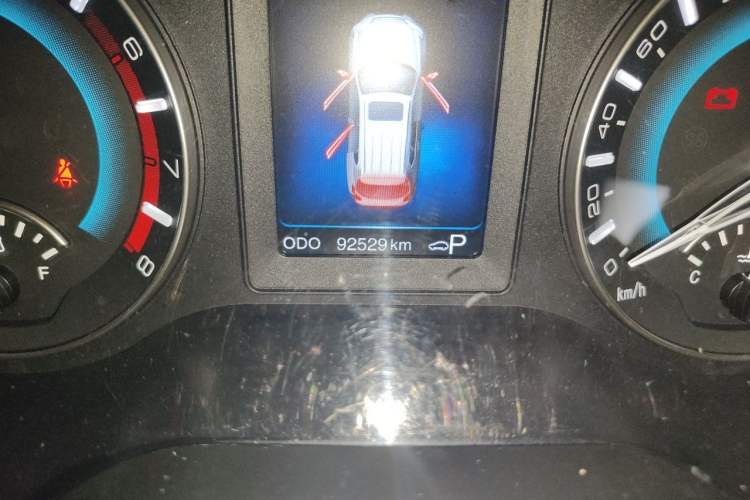 Used Haval H2 2016 Red-Label 1.5T Automatic Two-Wheel Drive Luxury Model Odometer Close Up