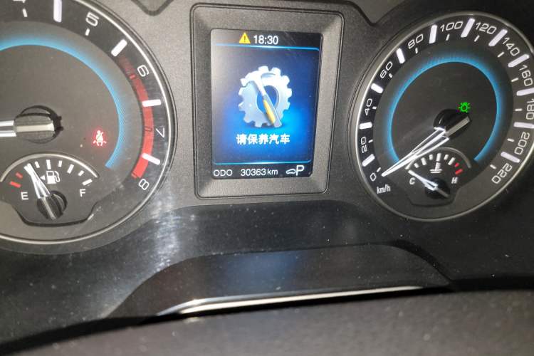 Used Haval H2 2016 Red-Label 1.5T Automatic Two-Wheel Drive Luxury Model Odometer Close Up
