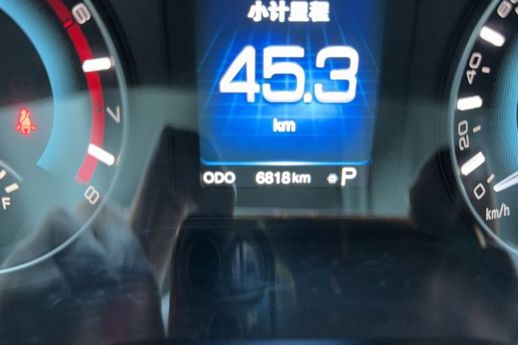 Used Haval H2 2016 Red-Label 1.5T Automatic Two-Wheel Drive Luxury Model Odometer Close Up