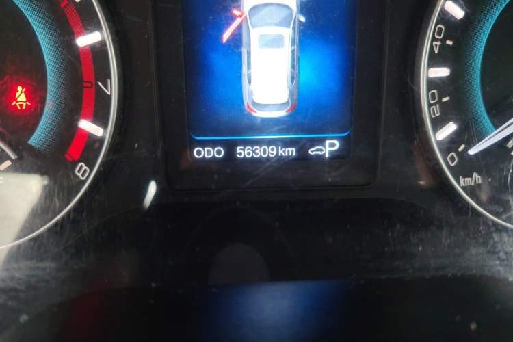 Used Haval H2 2016 Red-Label 1.5T Automatic Two-Wheel Drive Luxury Model Odometer Close Up