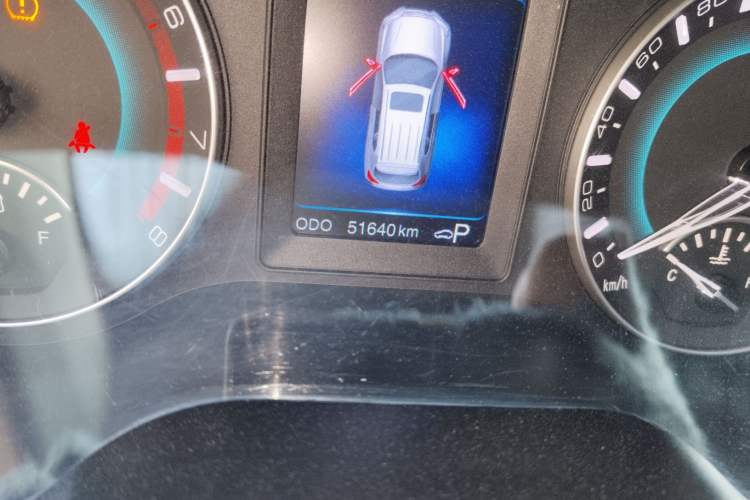 Used Haval H2 2016 Red-Label 1.5T Automatic Two-Wheel Drive Luxury Model Odometer Close Up