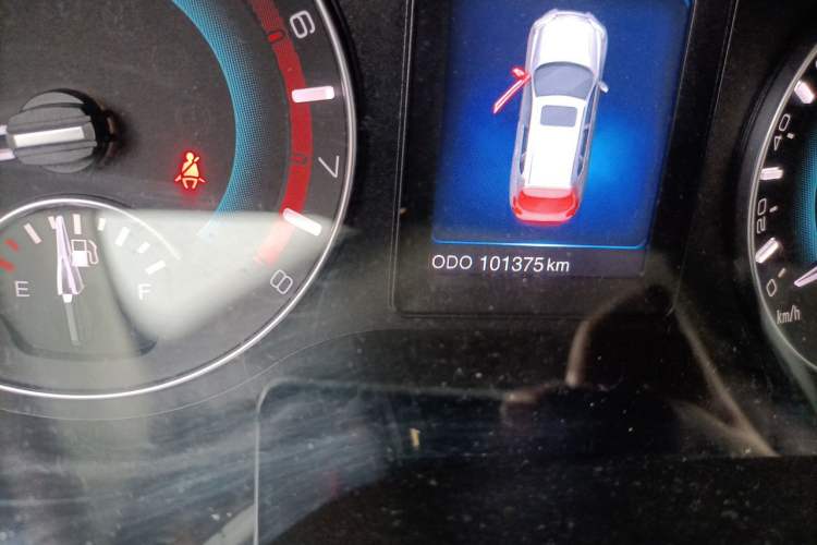 Used Haval H2 2016 Red-Label 1.5T Manual Two-Wheel Drive Comfort Model Odometer Close Up