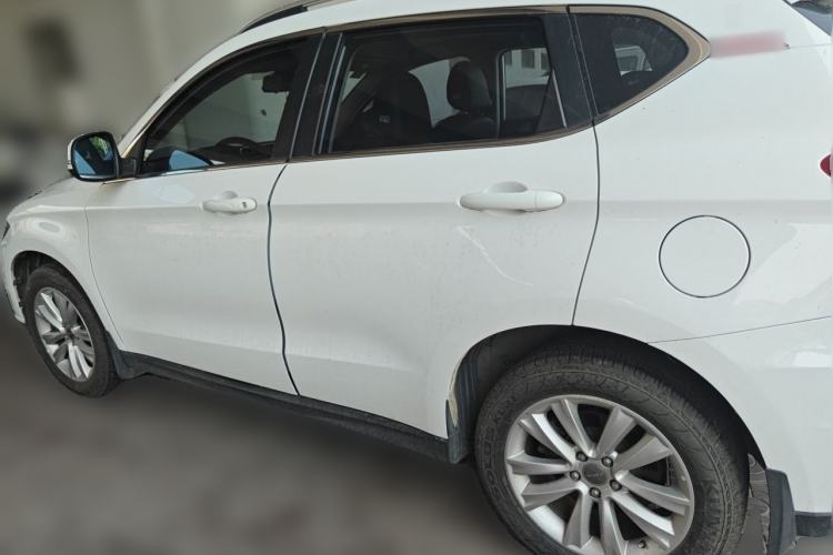 Used Haval H2 2016 Red-Label 1.5T Manual Two-Wheel Drive Luxury Model Rear Left 45 Deg