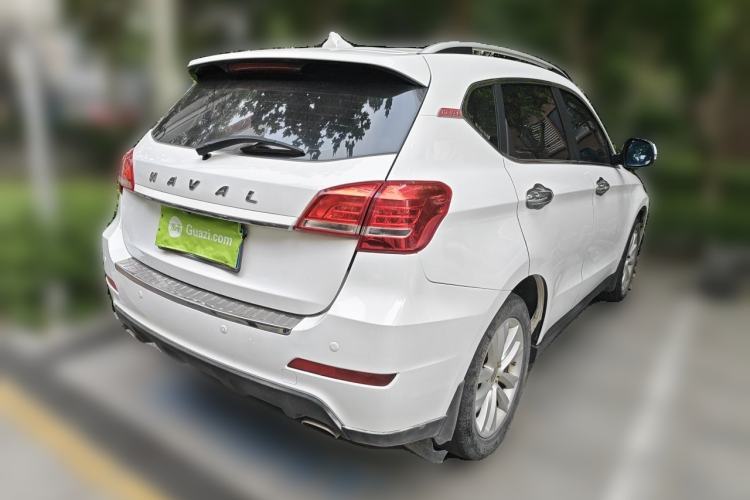 Used Haval H2 2016 Red-Label 1.5T Manual Two-Wheel Drive Luxury Model Rear Right 45 Deg