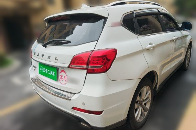 Used Haval H2 2016 Red-Label 1.5T Automatic Two-Wheel Drive Luxury Model Rear Right 45 Deg