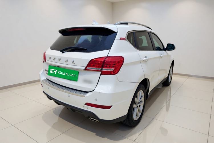 Used Haval H2 2016 Red-Label 1.5T Automatic Two-Wheel Drive Luxury Model Rear Right 45 Deg
