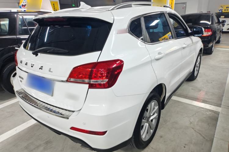 Used Haval H2 2016 Red-Label 1.5T Automatic Two-Wheel Drive Luxury Model Rear Right 45 Deg