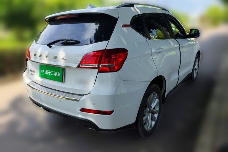 Used Haval H2 2016 Red-Label 1.5T Manual Two-Wheel Drive Luxury Model Rear Right 45 Deg