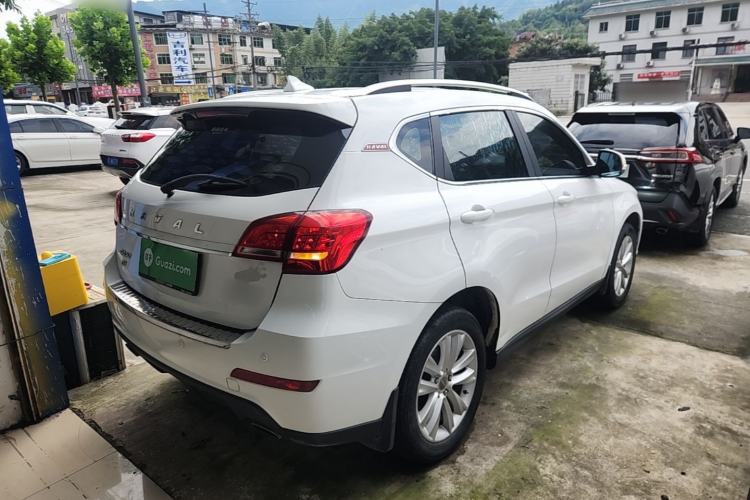 Used Haval H2 2016 Red-Label 1.5T Automatic Two-Wheel Drive Luxury Model Rear Right 45 Deg